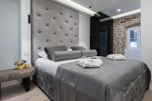 10 Heritage Rooms — 4-Star Luxury Hotel in Zadar, Croatia
