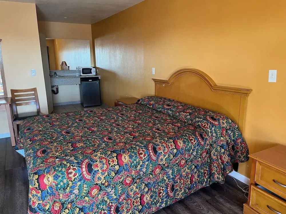 Palm Tree Inn - featured photo