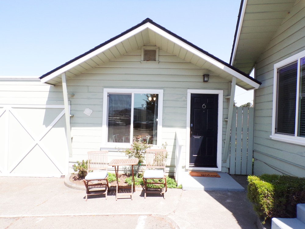 Shoreline Cottages - photo 53
