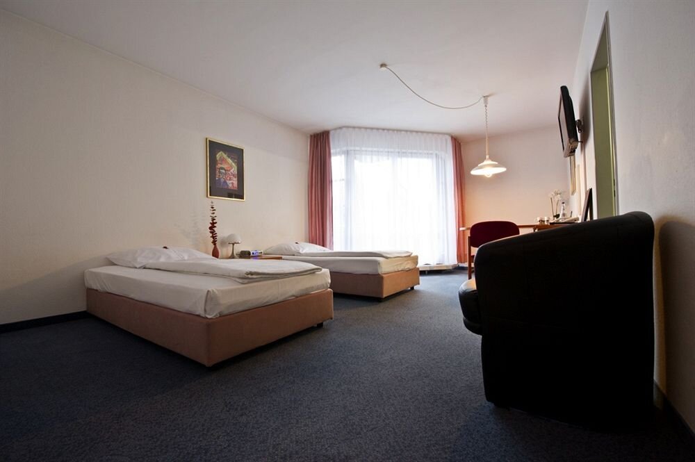 Hotel Feuerbach Im Biberturm — Stuttgart — photo 4