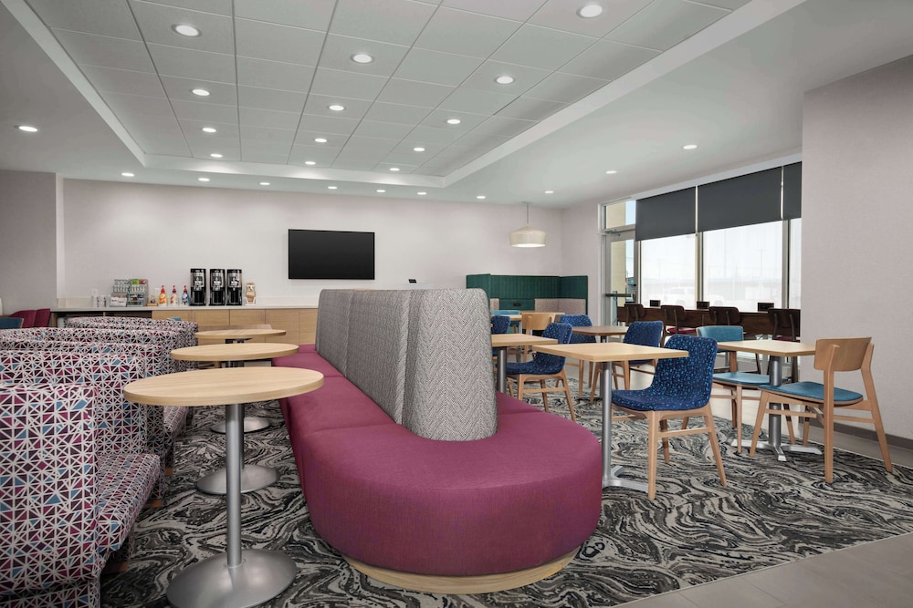 Home2 Suites by Hilton Lubbock University - photo 2