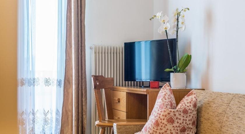 Hotel Gasthof Hoerschwang in San Lorenzo Di Sebato, Italy