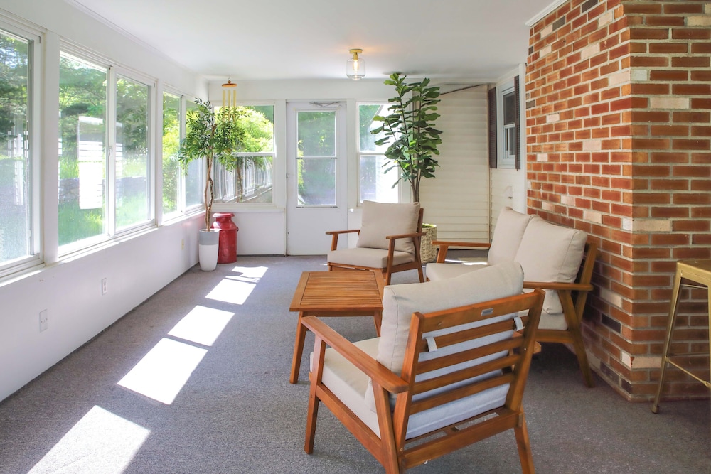 Vacation Rental Home 2 Mi to Windham Mountain - photo 25