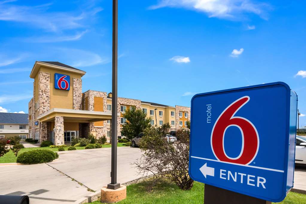 Motel 6 Mineral Wells TX - photo 3