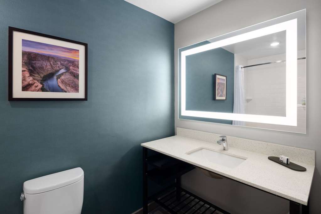 La Quinta Inn & Suites by Wyndham Yuma - photo 21