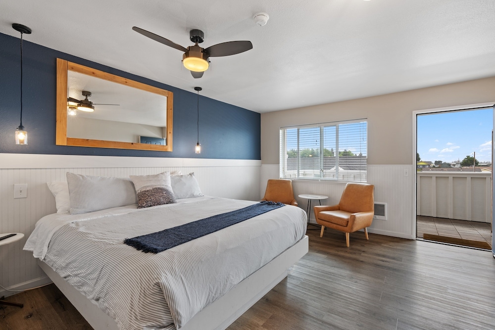 Boardwalk Cottages - photo 24