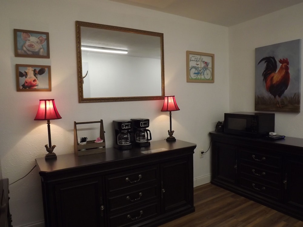 Crest Country Inn - photo 126