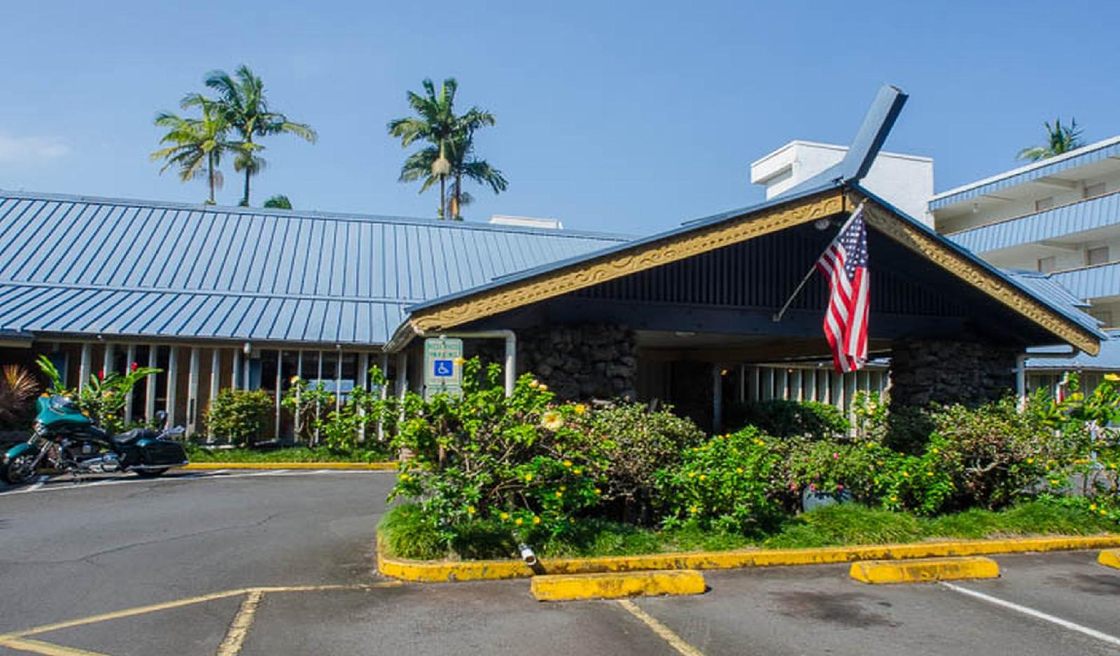 Pagoda Hilo Bay Hotel
