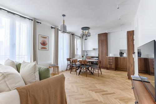Mykeypers Amazing Luxe & Cosy Flat 2br 6p Bastille - last minute hotel in Paris