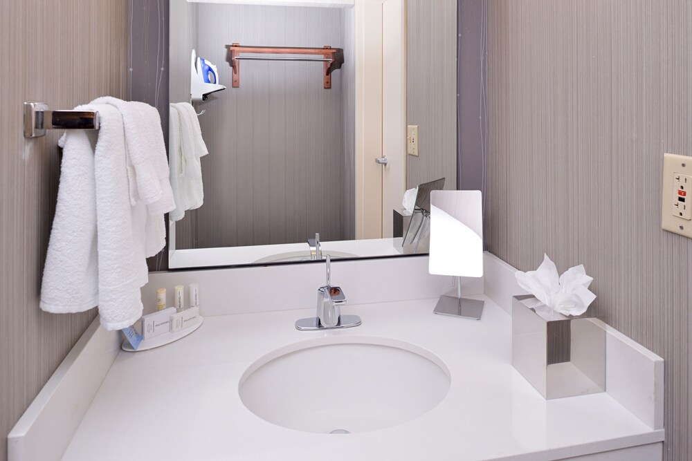 Courtyard by Marriott Charlotte Gastonia - photo 23
