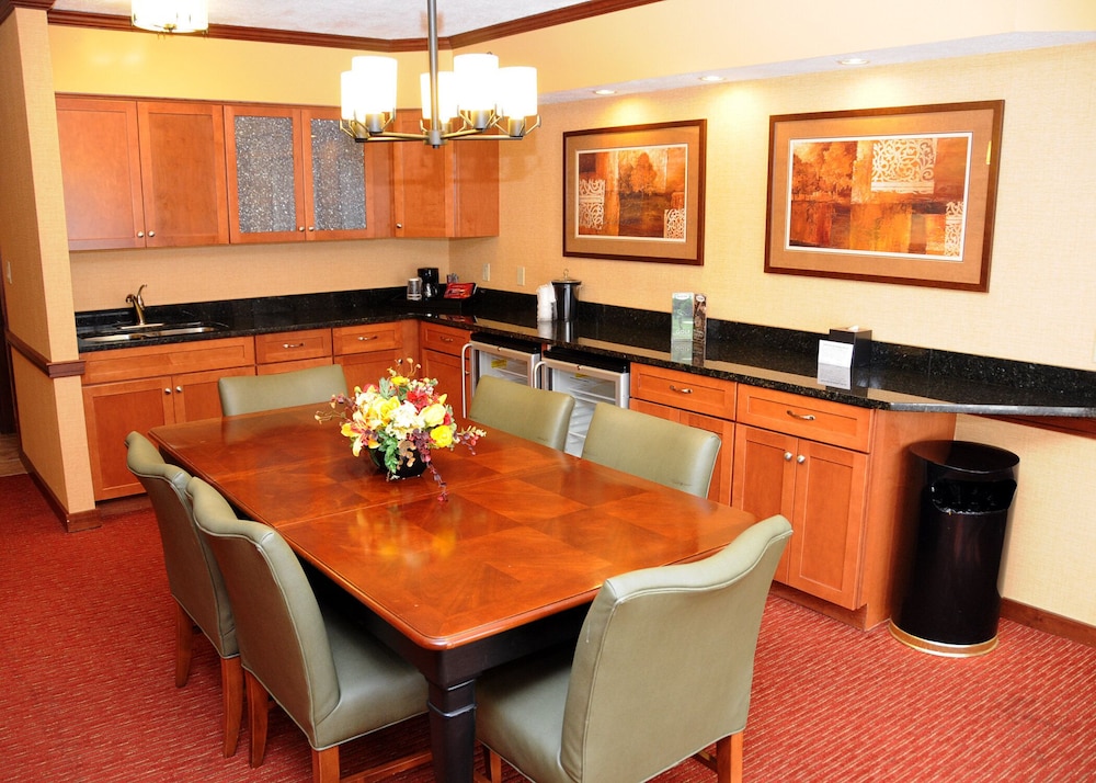 Slopeside Hotel A Vail Resorts Property - photo 35