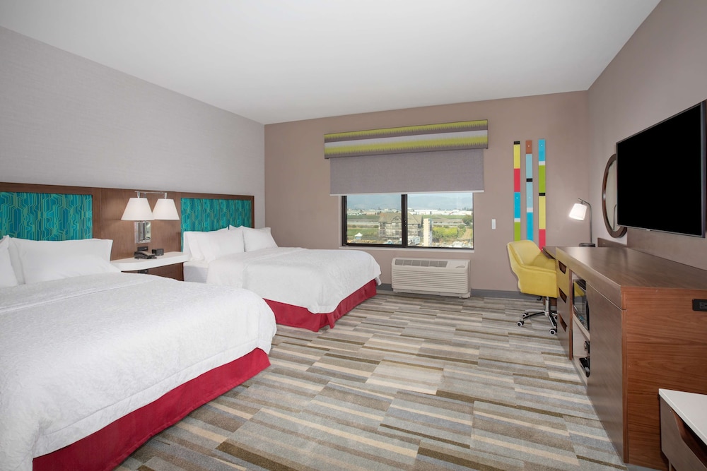 Hampton Inn & Suites Watsonville - photo 23