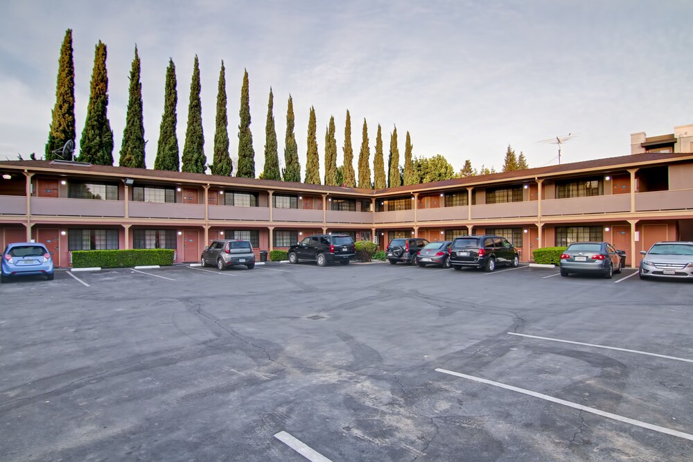 Pacific Inn of Redwood City - photo 74