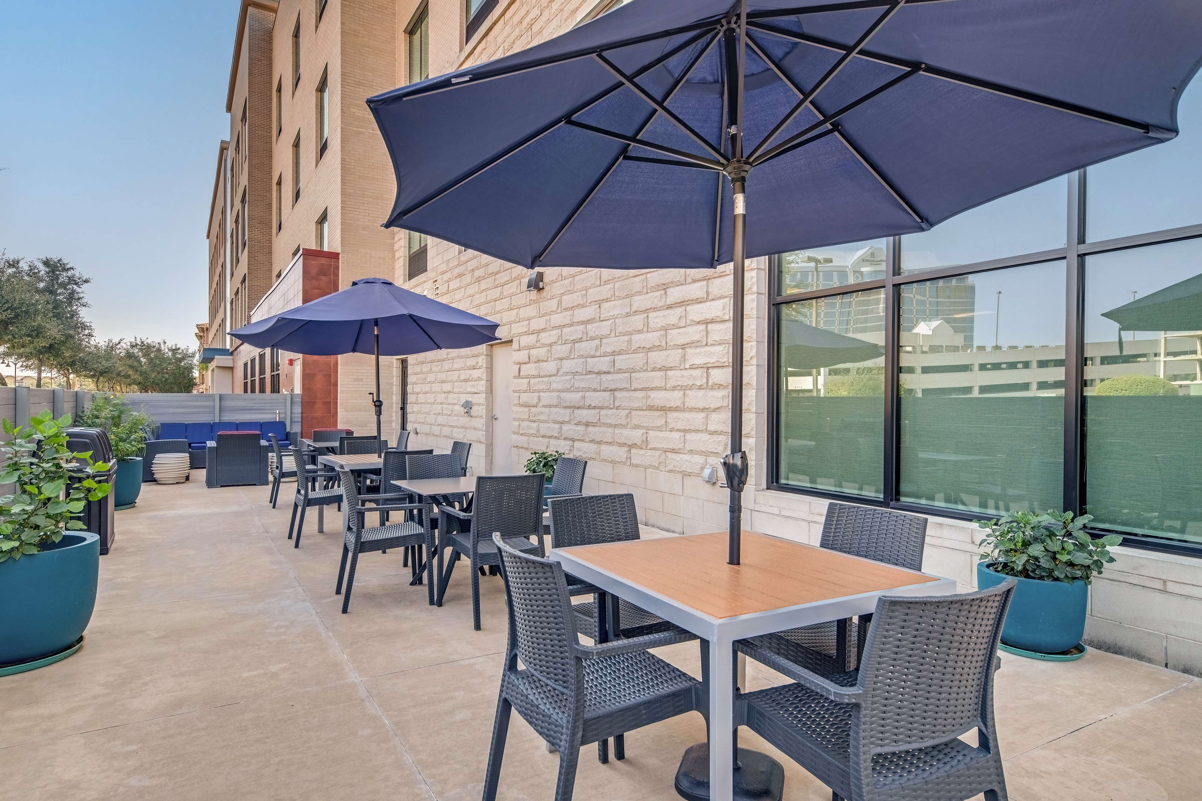 Hampton Inn & Suites Farmers Branch Dallas - photo 6