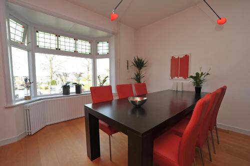 Aan't Kanaal — 4-Star Luxury Hotel in Harlingen, Netherlands