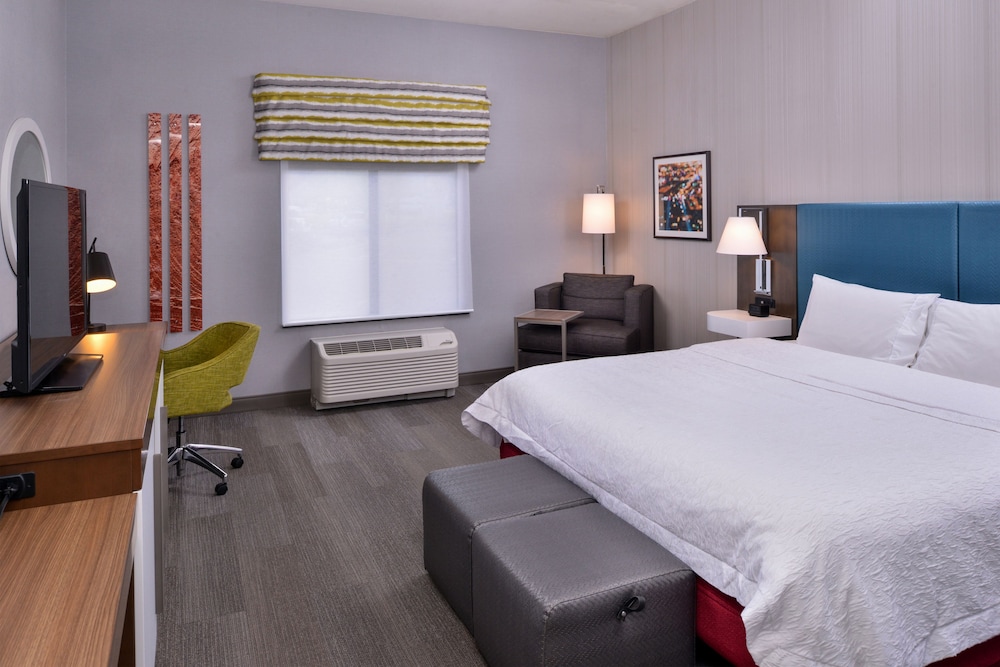 Hampton Inn & Suites Carson City - photo 13