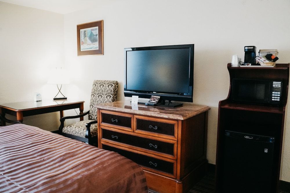 Hotel Bluestone — Eloy — photo 5