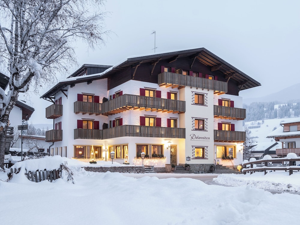 Hotel Dolomiten - carbon neutral hotel in Monguelfo
