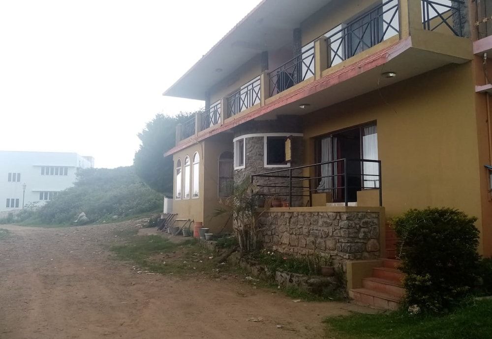 Hotel Corner Stone - last minute hotel in Kodaikanal