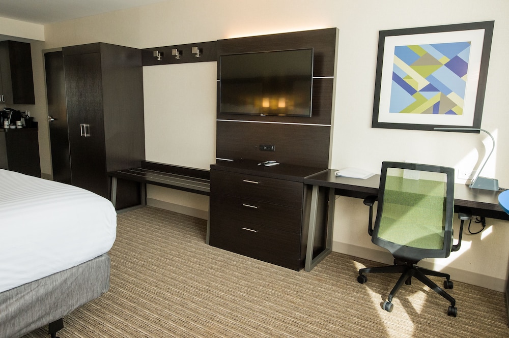 Holiday Inn Express & Suites Marietta by IHG - photo 18