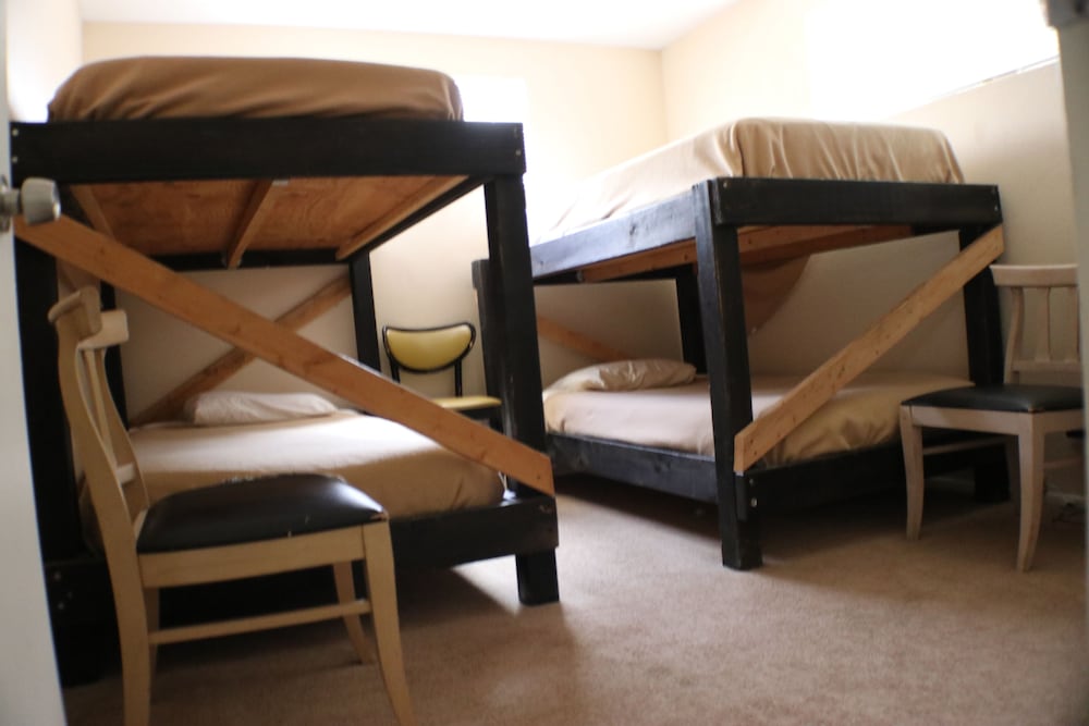 Grand Canyon Caverns Inn - photo 12