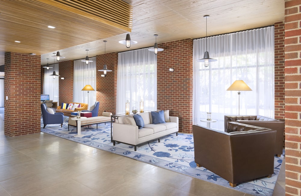 Hotel Indigo Old Town Alexandria by IHG - photo 2