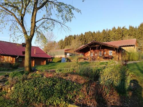 Ferienhof Pfeiffer — hotel in Buchen