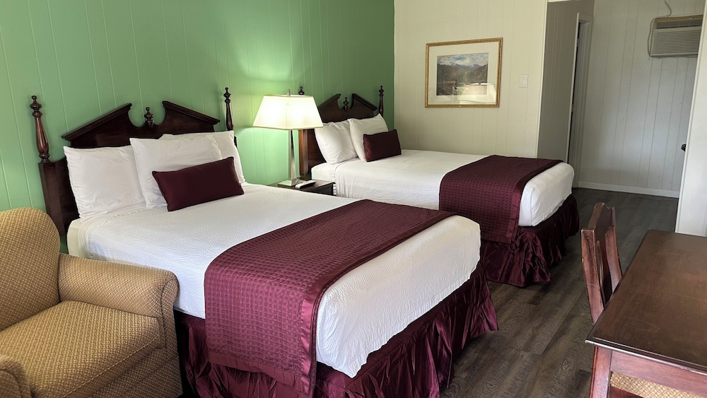 Colonial Inn Franklin - photo 8