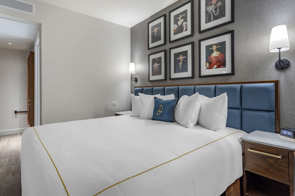The Draper New York Tapestry Collection by Hilton - photo 4