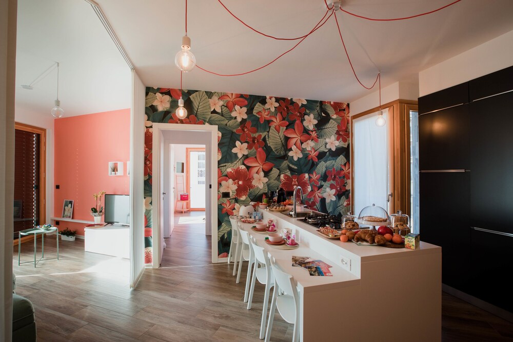 B&B LeTerrazze Boutique Hotel Torino — 4-Star Luxury Hotel in Cirie, Italy