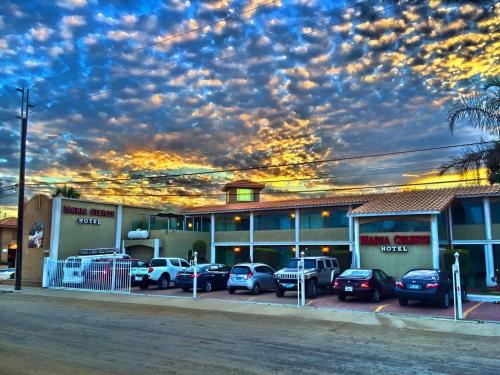Hotel Maria Celeste — hotel in San Quintin
