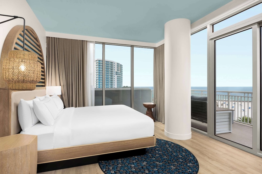 The Hiatus Clearwater Beach Curio Collection By Hilton - photo 19