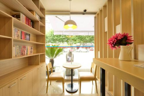 Hanting Hotel - last minute hotel in Zibo