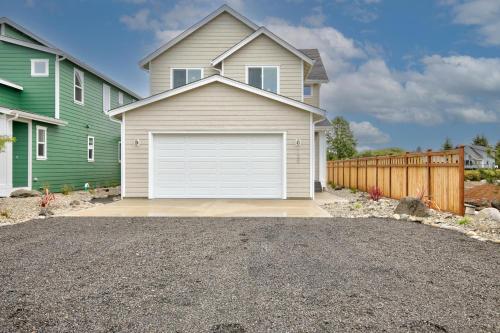 Sea Swept Mermaid Oyhut Bay Seaside Village in Ocean Shores, United States