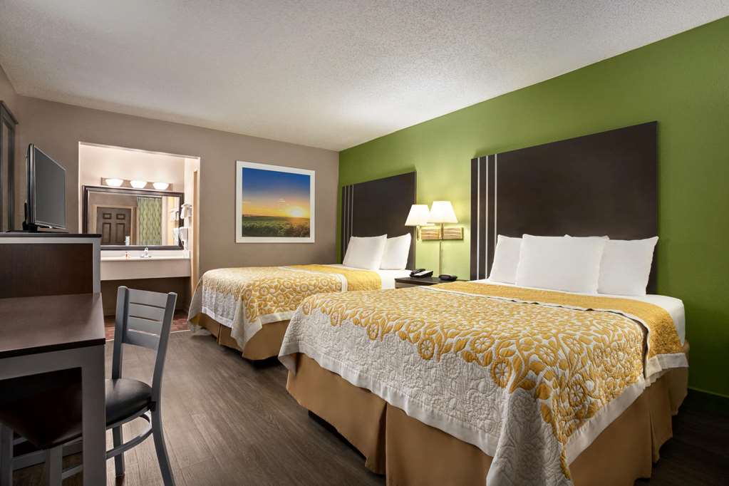 Days Inn by Wyndham Hardeeville I 95 State Line - photo 26