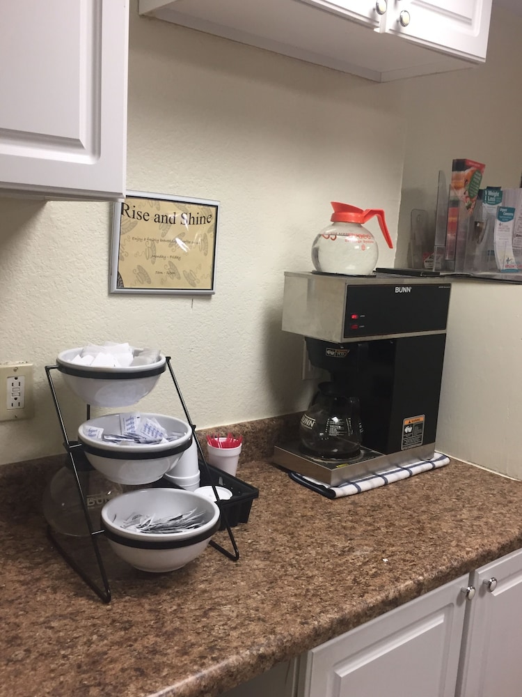 LikeHome Extended Stay Hotel Warner Robins - photo 6