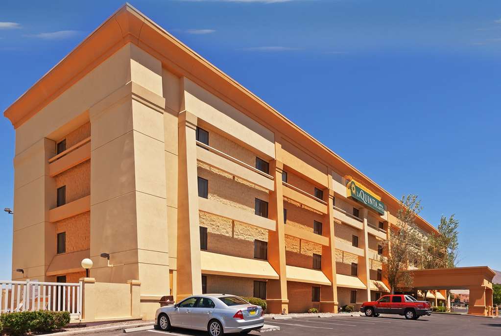 La Quinta Inn & Suites by Wyndham El Paso West Bartlett - featured photo