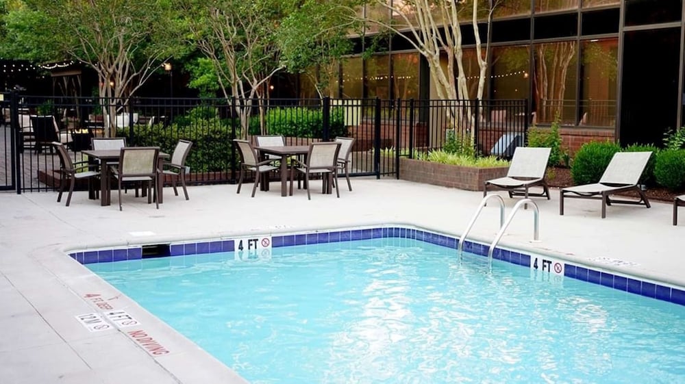 Hilton Greenville - photo 30