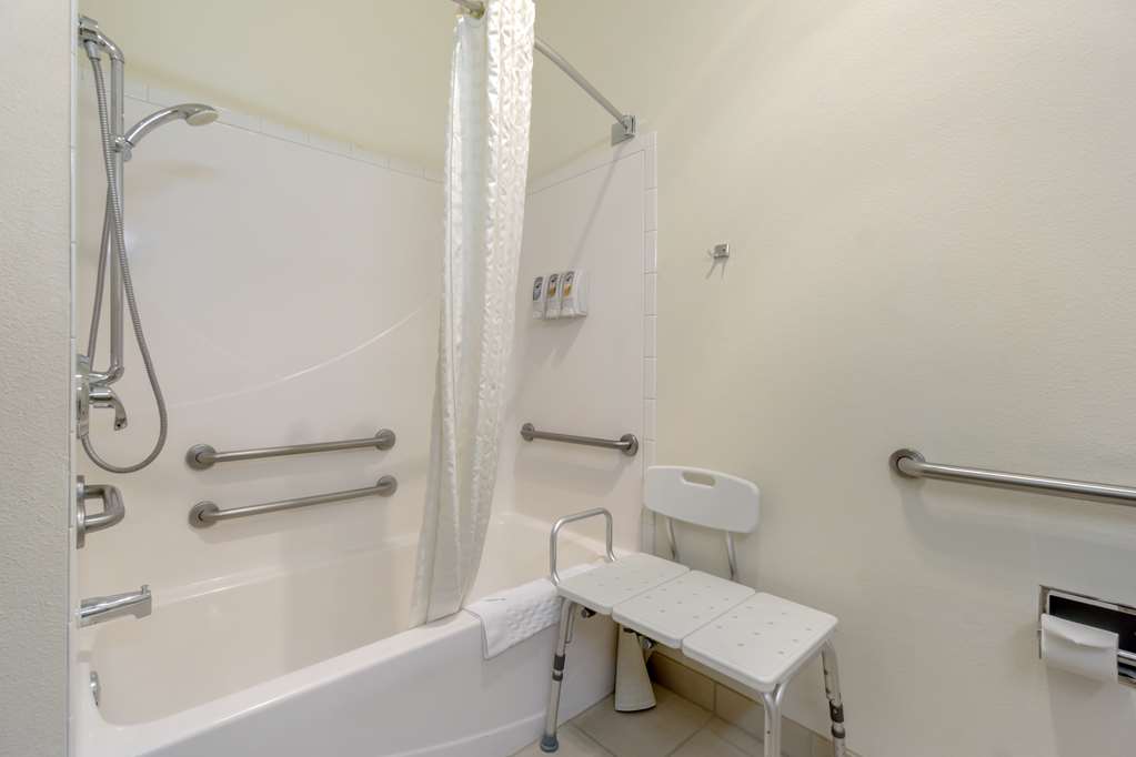 Best Western Plus Grapevine Inn - photo 39