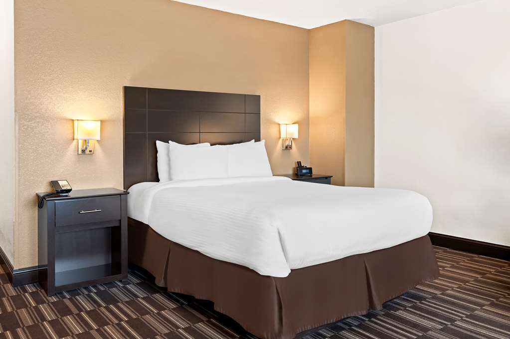 Best Western Monticello Gateway Inn - photo 16