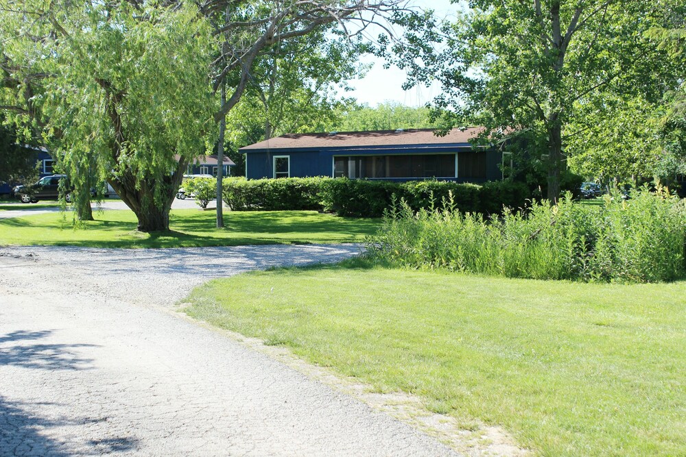 Bird's Nest Resort - photo 23