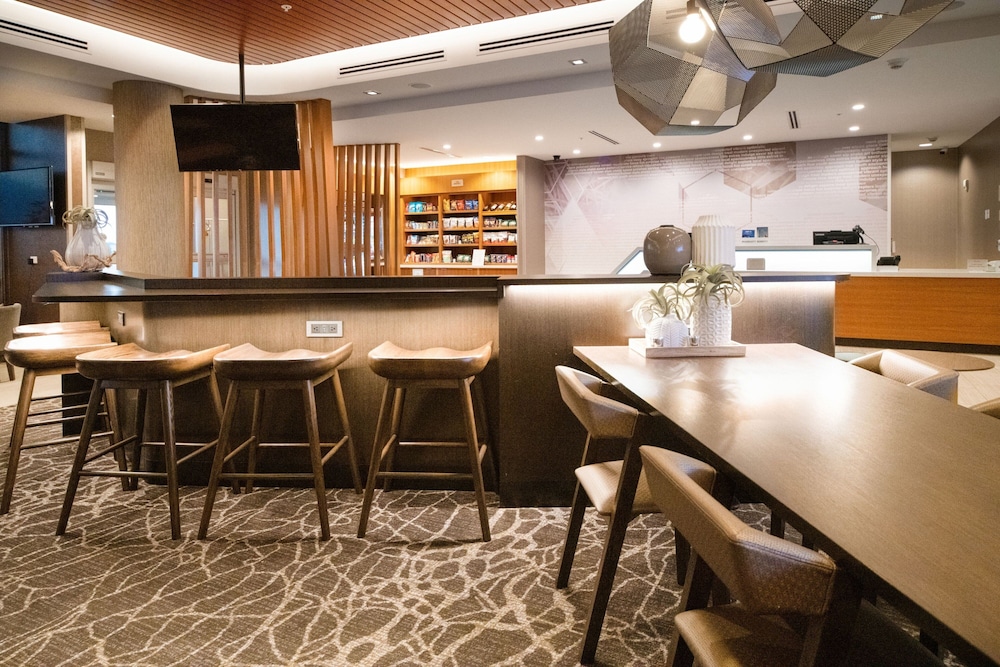 SpringHill Suites by Marriott Kenosha - photo 11