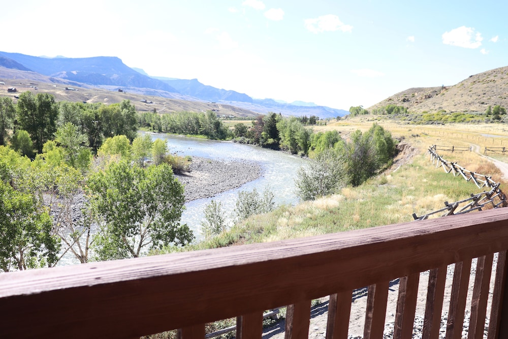 Yellowstone Valley Inn - photo 29