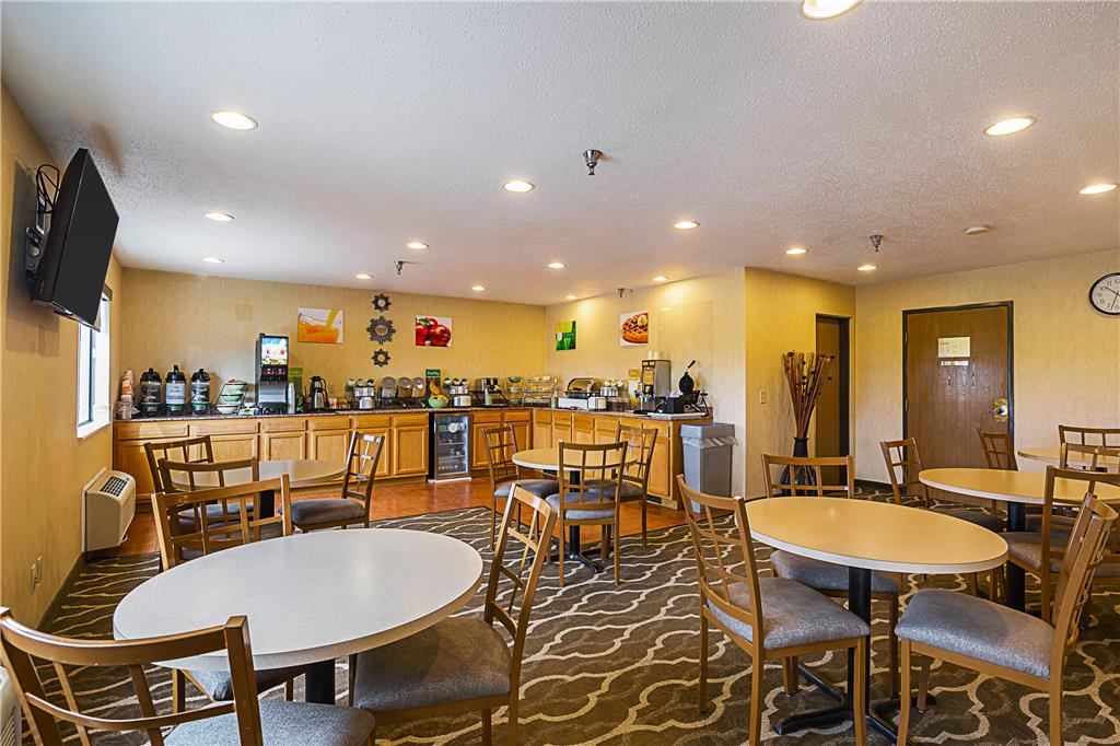 Quality Inn Waverly - photo 34