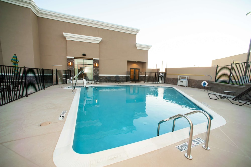 Hilton Garden Inn San Antonio Live Oak Conference Center - photo 32