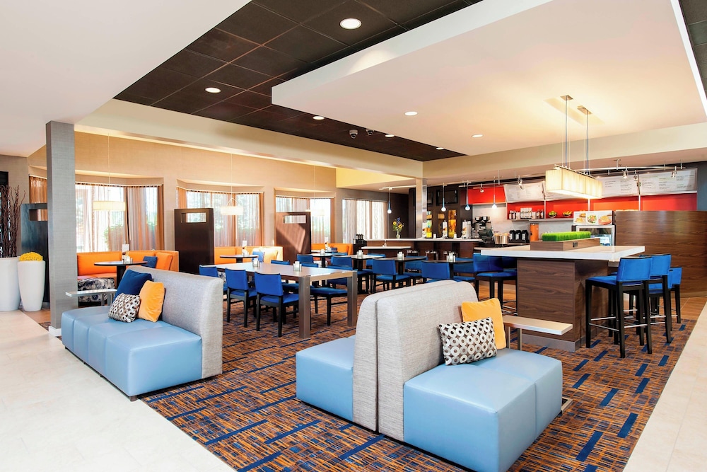 Courtyard by Marriott Chicago Glenview Northbrook — hotel in Northbrook