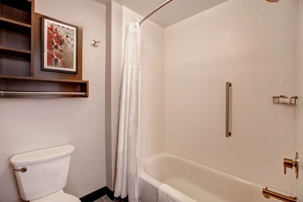Homewood Suites by Hilton Summerville - photo 25