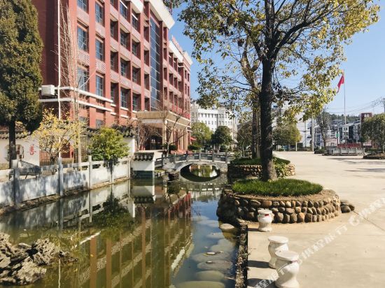 Xiajiang Zhixing Hotel in Zhijiang, People's Republic of China