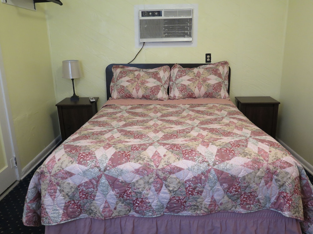 Pillow Talk Motel - photo 21