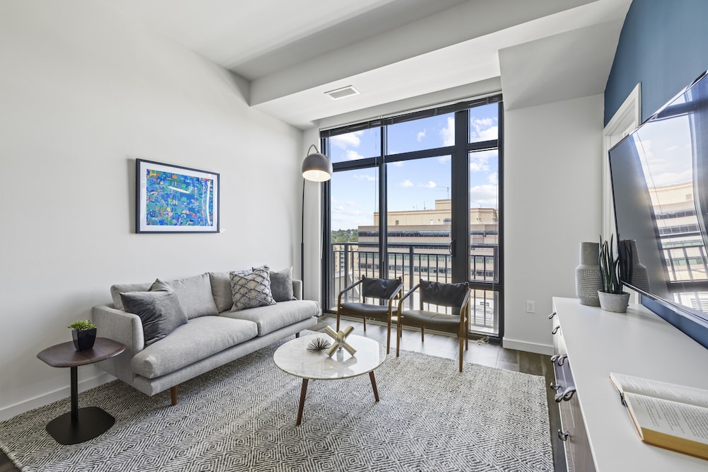 Placemakr Marymount Ballston - photo 51